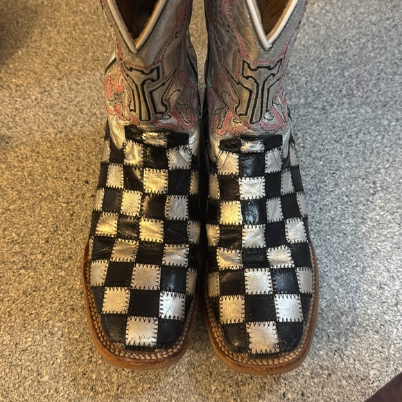 Women’s Tin Haul Boots - Picture 4 of 7